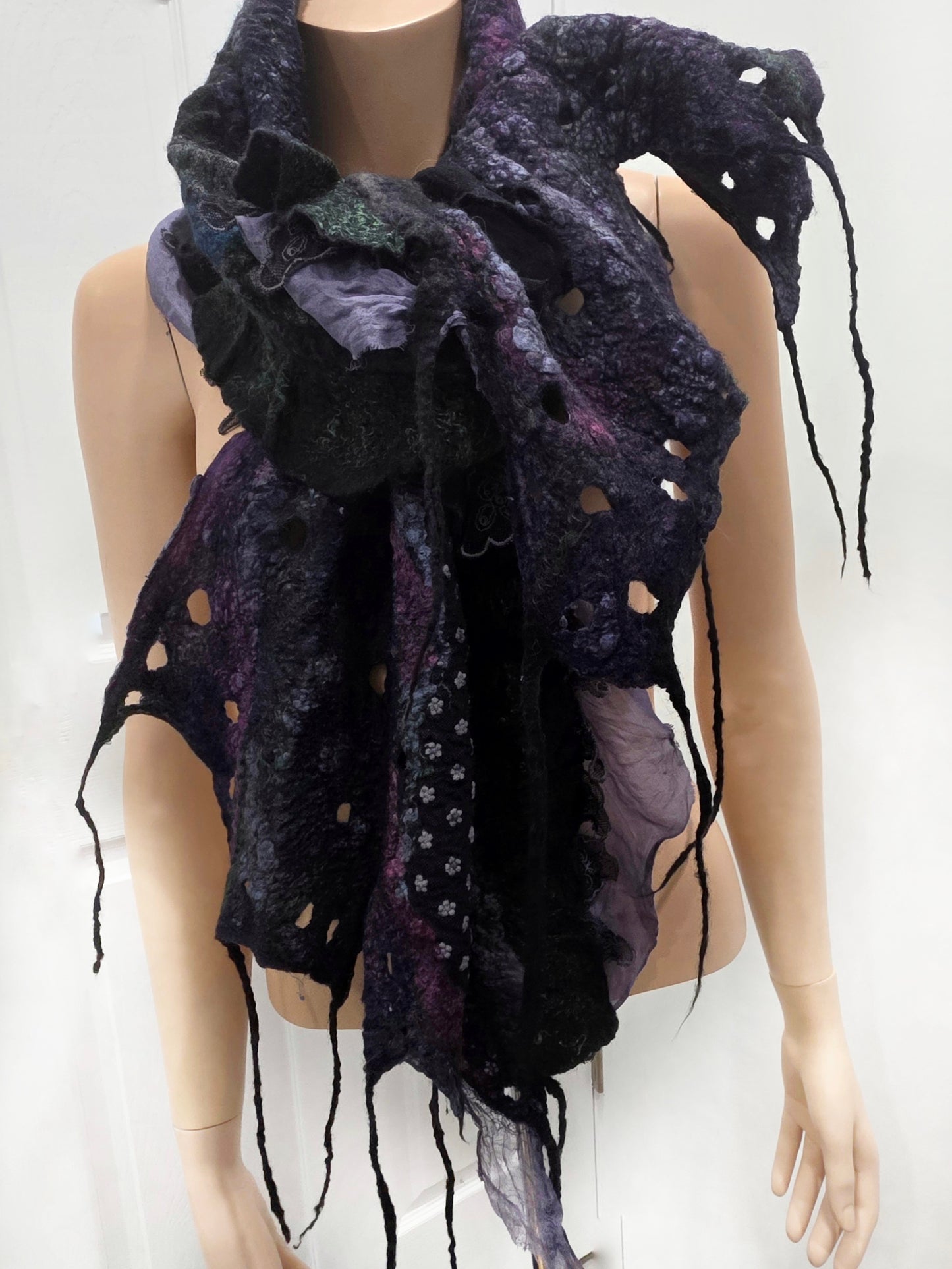 Transformer Scarf. Lilac Light.