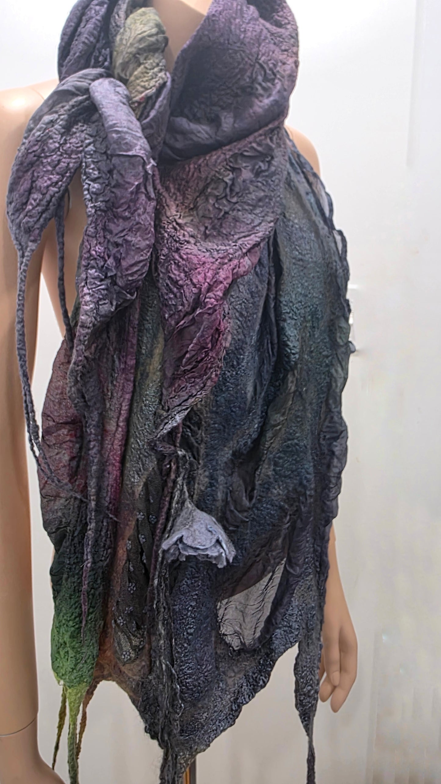 Scarf from the "Chameleon" collection -6