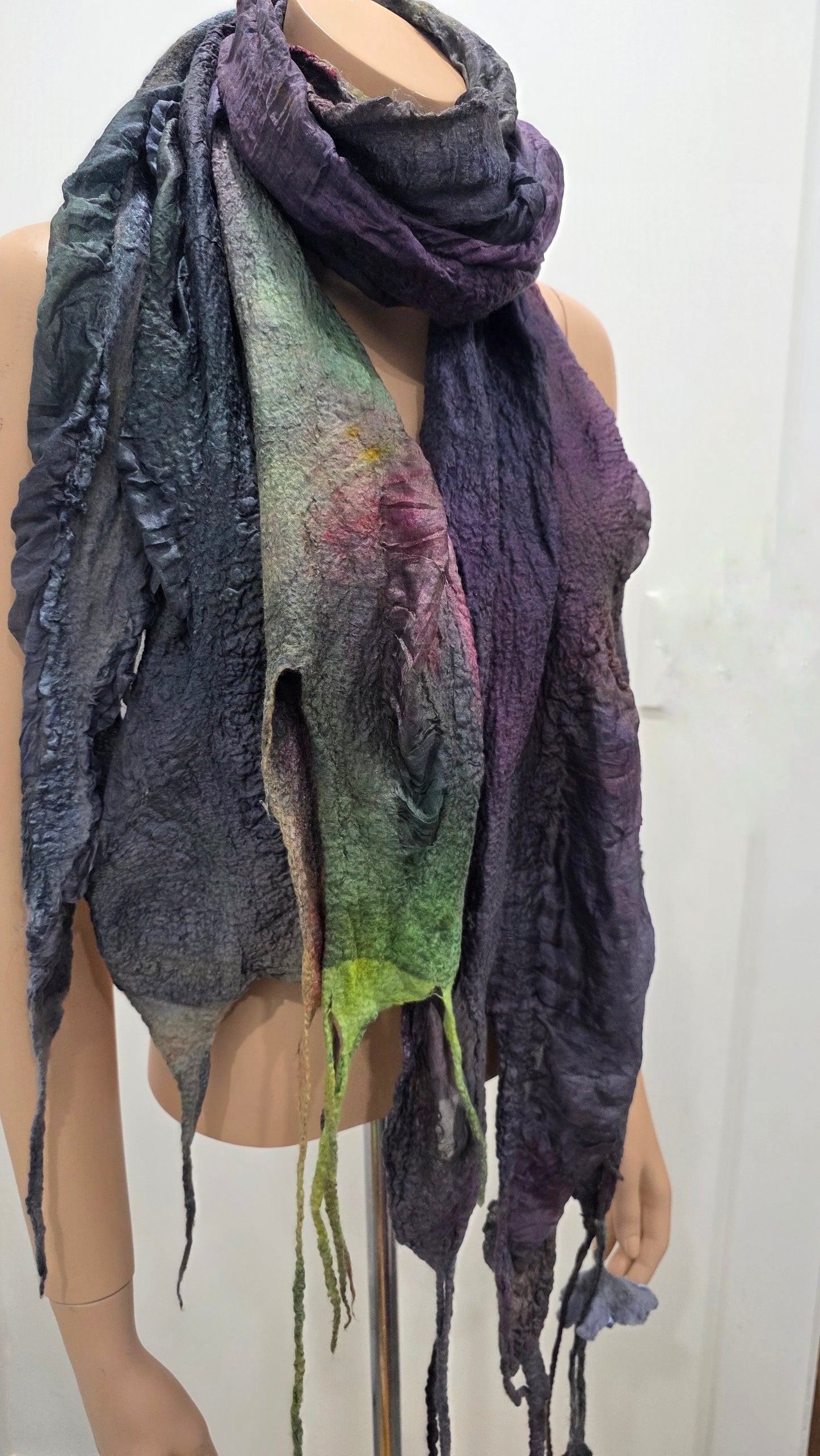 Scarf from the "Chameleon" collection -6
