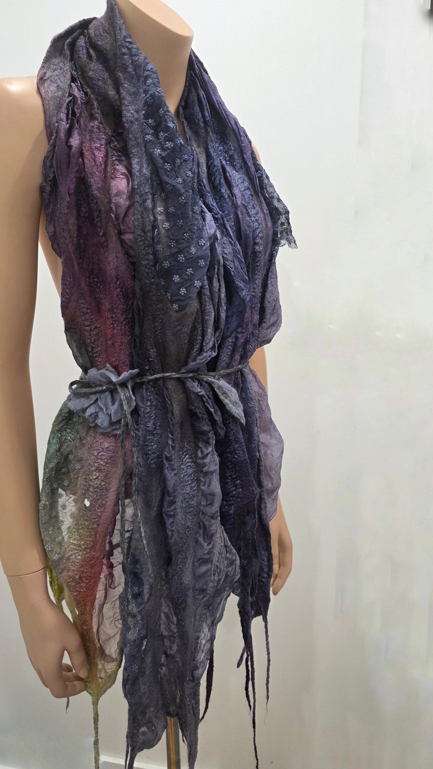 Scarf from the "Chameleon" collection -9