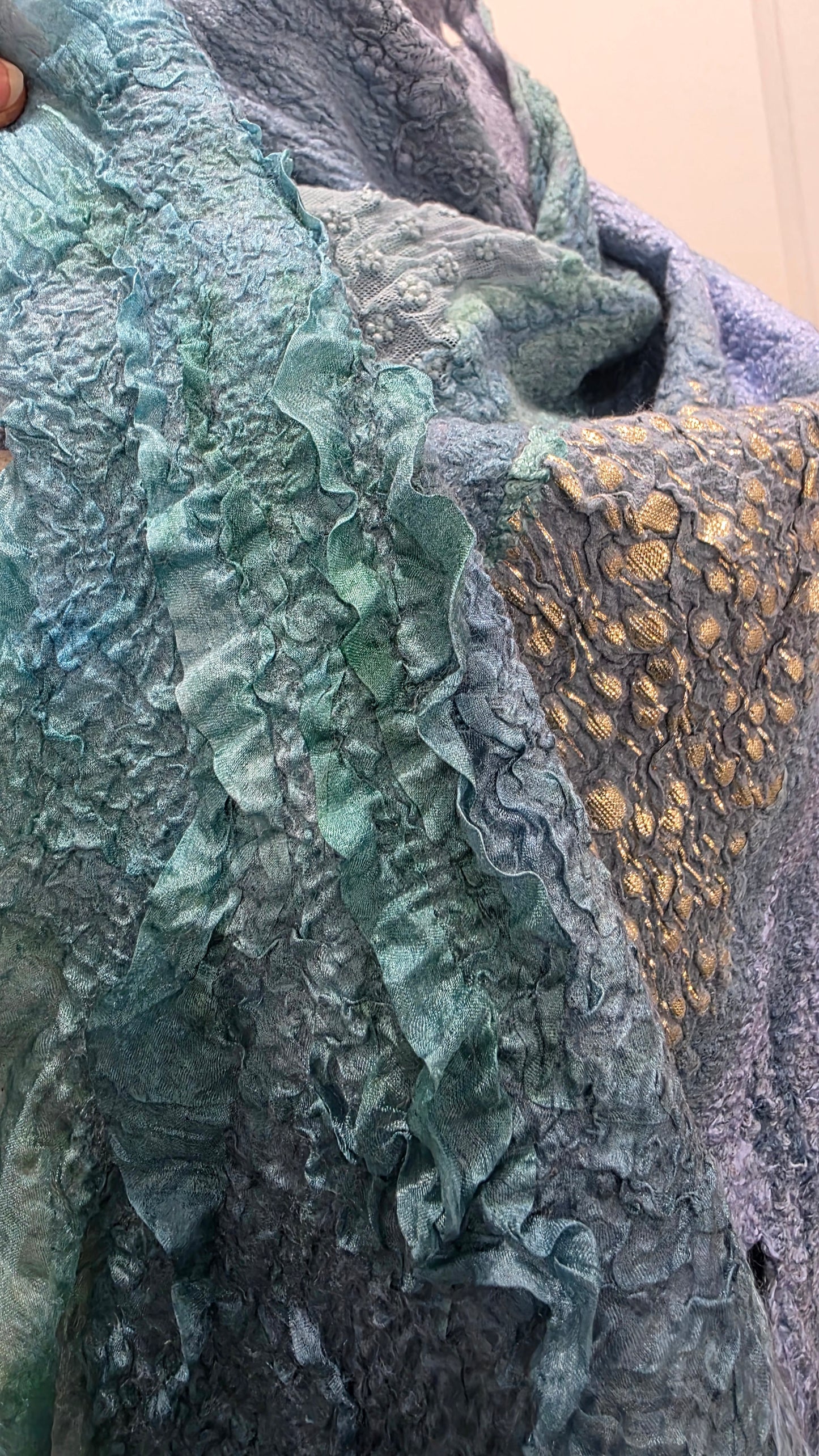 "Sea Breeze" transformable scarf (vest)